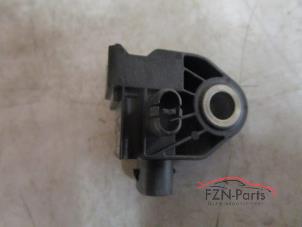 Gebruikte Voetganger Crash sensor Volkswagen Touareg Prijs € 49,01 Inclusief btw aangeboden door FZN Parts