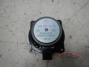 Gebruikte Luidspreker Skoda Superb Combi (3V5) Prijs € 15,00 Inclusief btw aangeboden door FZN Parts