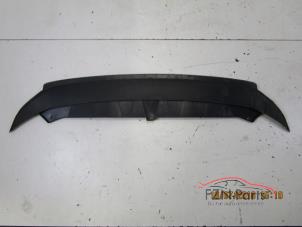 Gebruikte Bumper onderplaat Volkswagen Passat Prijs € 39,00 Inclusief btw aangeboden door FZN Parts