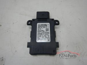 Gebruikte Dode hoek sensor Audi A6 Avant (C8) Prijs € 249,01 Inclusief btw aangeboden door FZN Parts