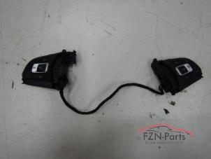 Gebruikte Schakelaar stuurbediening Volkswagen Touran Prijs € 125,01 Inclusief btw aangeboden door FZN Parts