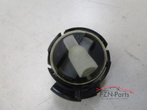Gebruikte Voetganger Crash sensor Seat Leon (5FB) Prijs € 29,00 Inclusief btw aangeboden door FZN Parts