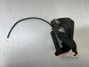 Gebruikte Koplamphoogte postitiesensor Volkswagen Golf VII (AUA) Prijs € 75,00 Inclusief btw aangeboden door FZN Parts