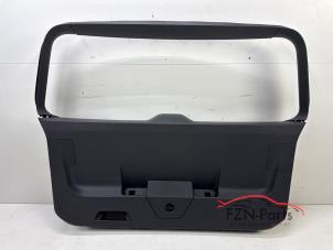 Gebruikte Bekleding Achterklep Volkswagen Touran (5T1) Prijs € 149,00 Inclusief btw aangeboden door FZN Parts