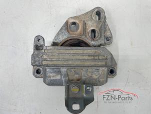 Gebruikte Motorsteun Mercedes CLA (118.3) 1.3 CLA-200 Turbo 16V Prijs € 75,00 Inclusief btw aangeboden door FZN Parts