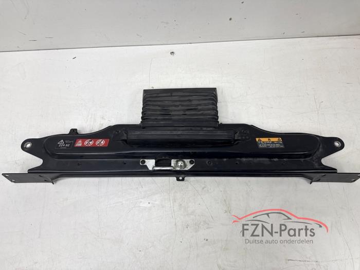 Gebruikte Frontpaneel Mercedes G (463) Prijs € 399,00 Inclusief btw aangeboden door FZN Parts
