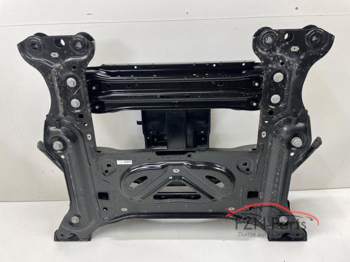 Subframe van een Volkswagen ID.7 Pro 77 kWh 2023