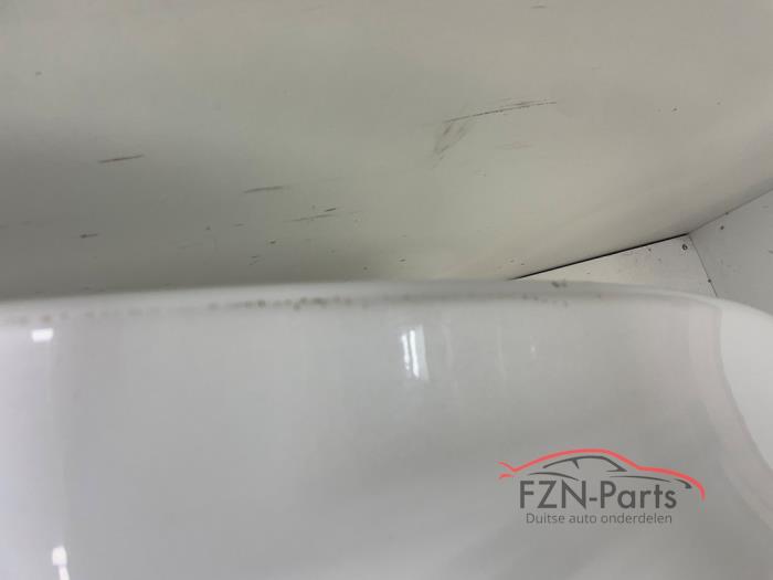 Achterklep van een Tesla Model 3  2018