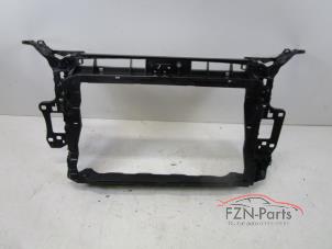 Gebruikte Frontpaneel Audi Q3 (F3B) Prijs € 249,01 Inclusief btw aangeboden door FZN Parts