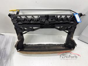 Gebruikte Frontdeel steun Seat Leon (5FB) Prijs € 225,00 Inclusief btw aangeboden door FZN Parts