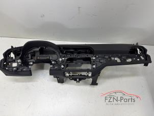 Gebruikte Dashboard Audi Q3 (F3B) Prijs op aanvraag aangeboden door FZN Parts