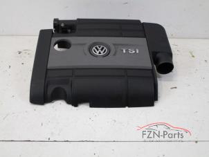 Gebruikte Afdekplaat motor Volkswagen Scirocco (137/13AD) Prijs € 125,01 Inclusief btw aangeboden door FZN Parts
