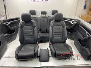 Gebruikte Bekleding Set (compleet) Volkswagen Touareg Prijs € 1.199,00 Inclusief btw aangeboden door FZN Parts
