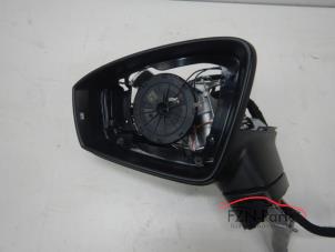 Gebruikte Spiegel Buiten links Volkswagen Tiguan Allspace (BW2) Prijs € 249,01 Inclusief btw aangeboden door FZN Parts