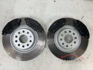 Gebruikte Remschijf + blok voor Volkswagen Golf VIII (CD1) Prijs € 399,00 Inclusief btw aangeboden door FZN Parts