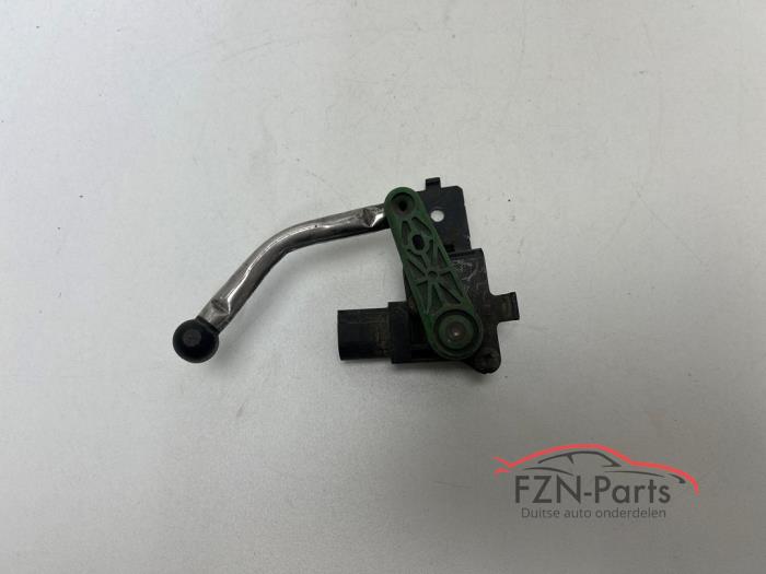 Gebruikte Koplamphoogte postitiesensor Volkswagen Passat Variant (3C5) Prijs € 75,00 Inclusief btw aangeboden door FZN Parts