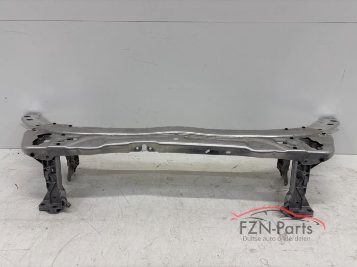 Gebruikte Frontdeel steun Mercedes C (W205) C-200 2.0 CGI 16V Prijs € 349,00 Inclusief btw aangeboden door FZN Parts