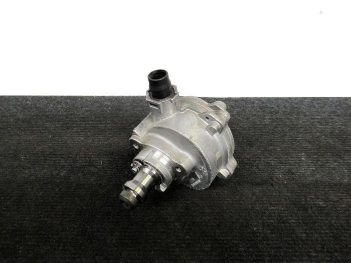 Gebruikte Vacuumpomp (Benzine) BMW 3 serie (E90) 328i 24V Prijs € 37,00 Inclusief btw aangeboden door Van Kronenburg Engines