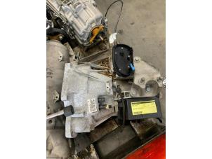 Gebruikte Versnellingsbak Ford Fiesta 6 (JA8) 1.25 16V Prijs € 181,44 Inclusief btw aangeboden door Van Kronenburg Engines