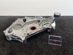 Gebruikte Distributiedeksel Mercedes S (W221) 4.7 S-500 CGI, S-500 CGI L 32V 4-Matic Prijs € 175,00 Inclusief btw aangeboden door Van Kronenburg Engines