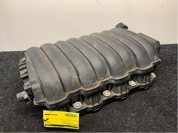 Gebruikte Spruitstuk Inlaat Porsche Cayenne II (92A) 4.8 V8 32V S Prijs € 174,99 Inclusief btw aangeboden door Van Kronenburg Engines
