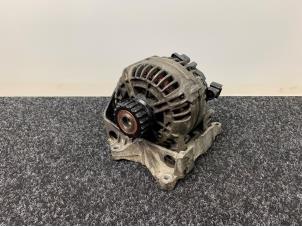 Gebruikte Dynamo Volkswagen Transporter T5 2.5 TDi 4Motion Prijs € 25,00 Inclusief btw aangeboden door Van Kronenburg Engines