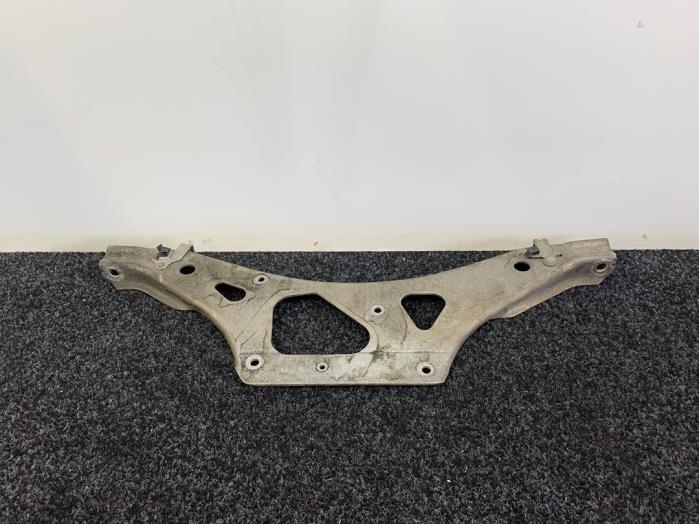 Gebruikte Motorsteun Porsche 911 (997) 3.6 24V Carrera Prijs € 105,00 Inclusief btw aangeboden door Van Kronenburg Engines