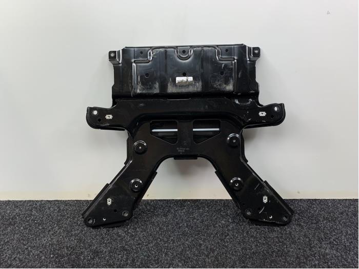 Gebruikte Subframe Audi e-tron Sportback (GEA) 55 Prijs € 54,99 Inclusief btw aangeboden door Van Kronenburg Engines