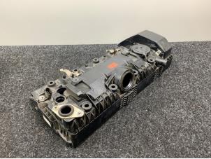 Gebruikte Kleppendeksel BMW 7 serie (E65/E66/E67) 745 LiS 4.4 V8 32V Prijs € 45,00 Inclusief btw aangeboden door Van Kronenburg Engines