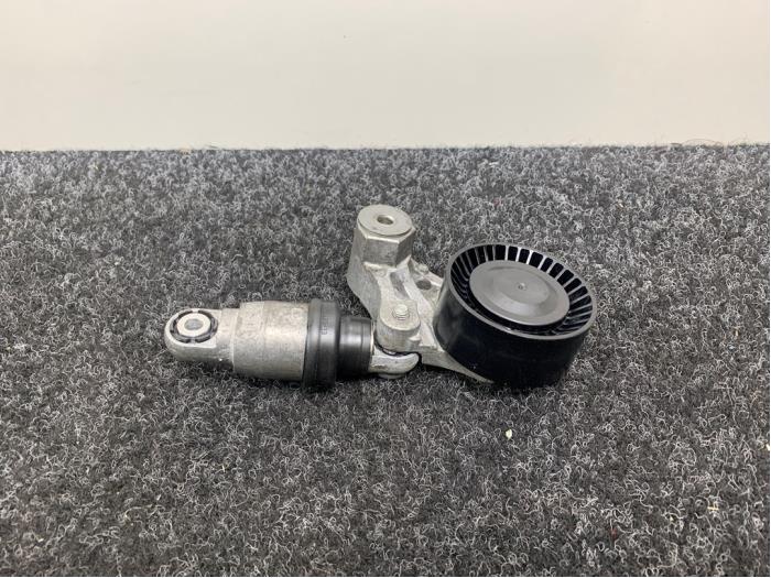 Gebruikte Spanner multiriem Porsche 911 (997) 3.8 24V Carrera 4S PDK Prijs € 75,00 Inclusief btw aangeboden door Van Kronenburg Engines