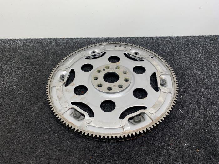 Gebruikte Starterkrans BMW 7 serie (F01/02/03/04) 750i,Li,LiS V8 32V Prijs € 49,95 Inclusief btw aangeboden door Van Kronenburg Engines
