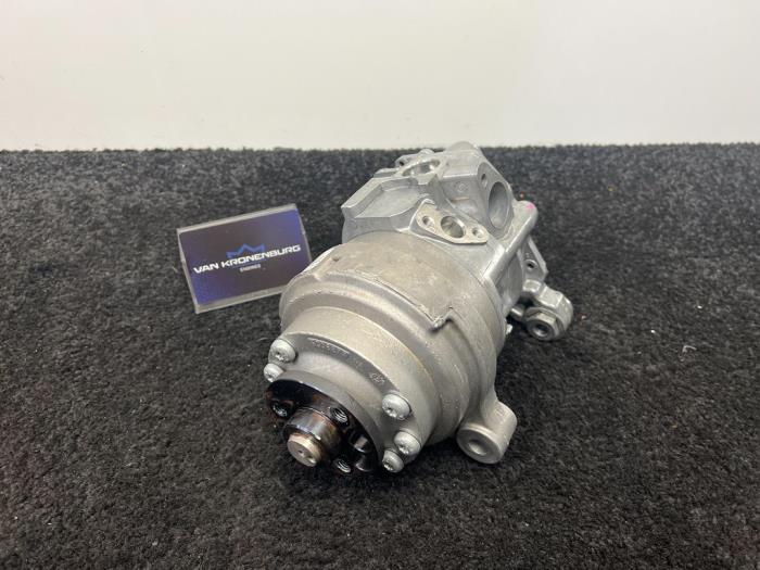 Gebruikte Servopomp BMW X5 (F15) xDrive 50i 4.4 V8 32V Prijs € 129,94 Inclusief btw aangeboden door Van Kronenburg Engines