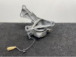 Gebruikte Motorsteun Audi S8 (D4) 4.0 V8 TFSI 32V Prijs € 45,00 Inclusief btw aangeboden door Van Kronenburg Engines