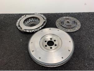 Nieuwe Koppelingsset (compleet) Volkswagen Polo V (6R) 1.2 TSI 16V BlueMotion Technology Prijs € 75,00 Inclusief btw aangeboden door Van Kronenburg Engines