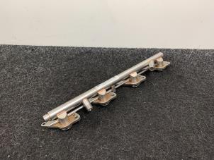 Gebruikte Injector brug Mercedes GLE (W166) 63 AMG S V8 biturbo 32V 4-Matic Prijs € 99,95 Inclusief btw aangeboden door Van Kronenburg Engines