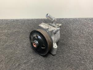 Gebruikte Servopomp Jaguar XJ (X351) 3.0 D V6 24V Prijs € 44,95 Inclusief btw aangeboden door Van Kronenburg Engines