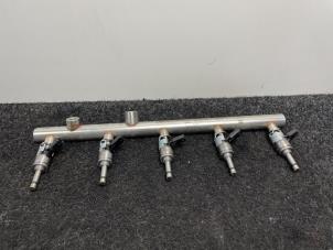 Gebruikte Injector brug Audi R8 (4S3/4SP) 5.2 V10 40V FSI Prijs € 349,94 Inclusief btw aangeboden door Van Kronenburg Engines