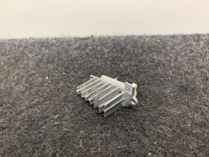 Gebruikte Xenon module BMW 4 serie (F32) 418i 1.5 TwinPower Turbo 12V Prijs € 30,00 Inclusief btw aangeboden door Van Kronenburg Engines