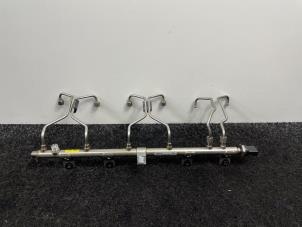 Gebruikte Injector brug BMW 3 serie (F30) M3 3.0 24V TwinPower Turbo Prijs € 50,00 Inclusief btw aangeboden door Van Kronenburg Engines