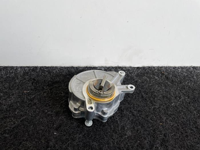 Gebruikte Vacuumpomp (Benzine) BMW X6 (E71/72) xDrive50i 4.4 V8 32V Prijs € 39,95 Inclusief btw aangeboden door Van Kronenburg Engines