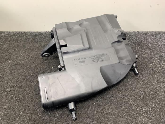 Nieuwe Luchtfilterhuis Mercedes E (W211) 3.0 E-280 CDI 24V Prijs € 74,95 Inclusief btw aangeboden door Van Kronenburg Engines