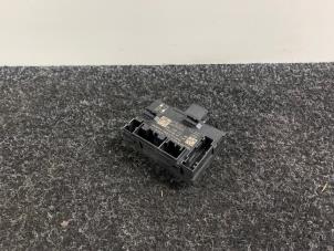 Gebruikte Sam module Porsche 911 (991) 3.8 24V 4 GTS Prijs € 30,00 Inclusief btw aangeboden door Van Kronenburg Engines