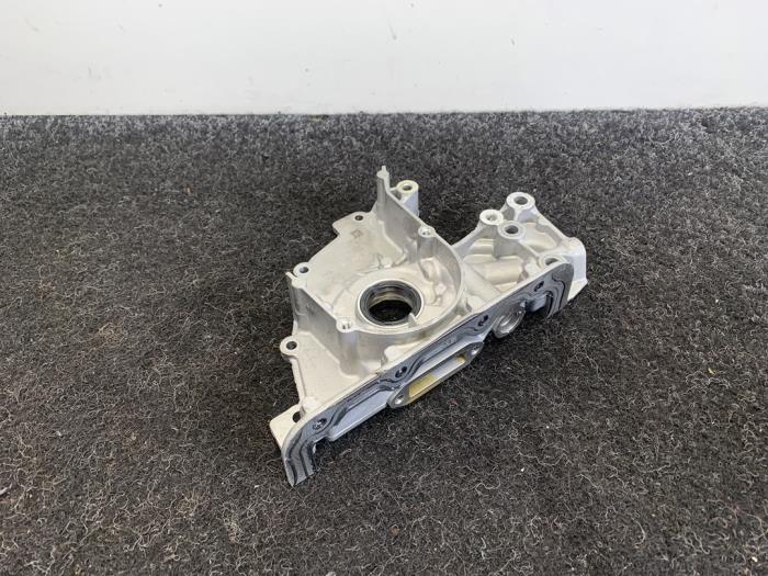 Gebruikte Oliepomp Volkswagen Golf VII (AUA) 1.6 16V Prijs € 84,94 Inclusief btw aangeboden door Van Kronenburg Engines