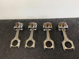 Gebruikte Zuiger Volkswagen Golf VII (AUA) 2.0 GTI 16V Prijs € 199,94 Inclusief btw aangeboden door Van Kronenburg Engines