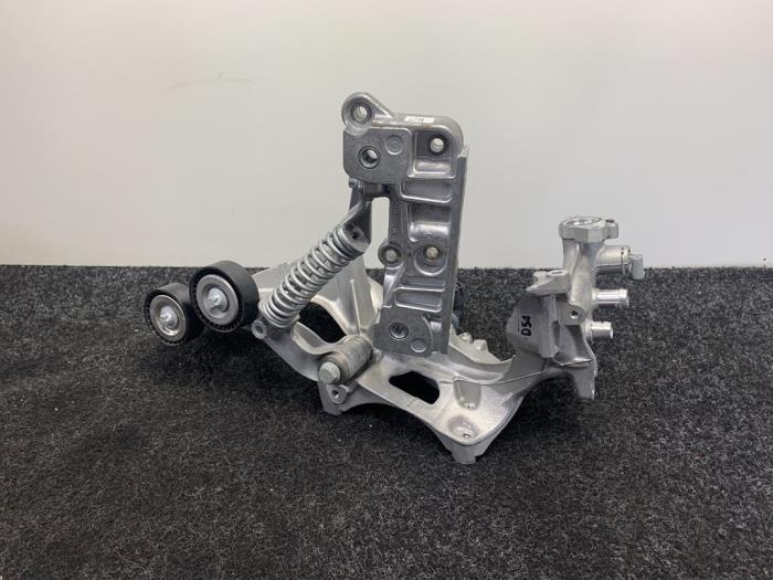 Nieuwe Dynamosteun onder Mercedes A (W176) 2.2 A-200 CDI, A-200d 16V 4-Matic Prijs € 35,01 Inclusief btw aangeboden door Van Kronenburg Engines