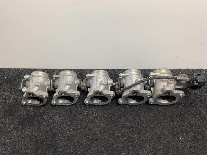 Gebruikte Gasklephuis BMW 6 serie (E64) M6 V10 40V Prijs € 274,95 Inclusief btw aangeboden door Van Kronenburg Engines
