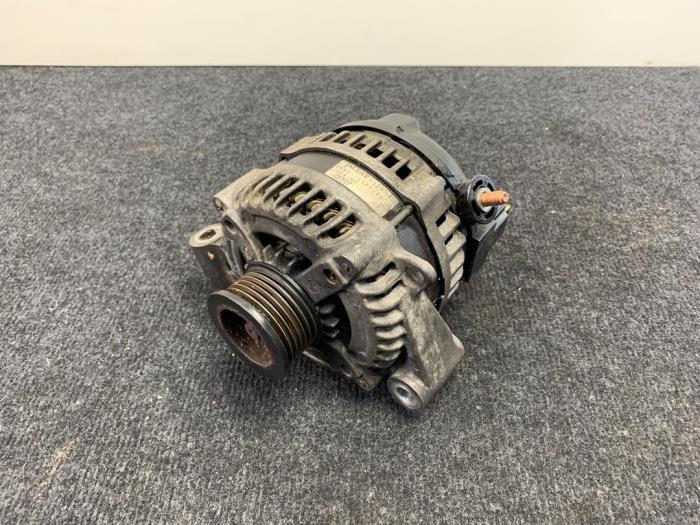 Gebruikte Dynamo Jaguar XF (CC9) 5.0 XF-R V8 S/C 32V Prijs € 130,00 Inclusief btw aangeboden door Van Kronenburg Engines