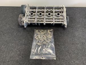 Nieuwe Nokkenas set Volkswagen Golf VII (AUA) 1.6 16V Prijs € 299,95 Inclusief btw aangeboden door Van Kronenburg Engines