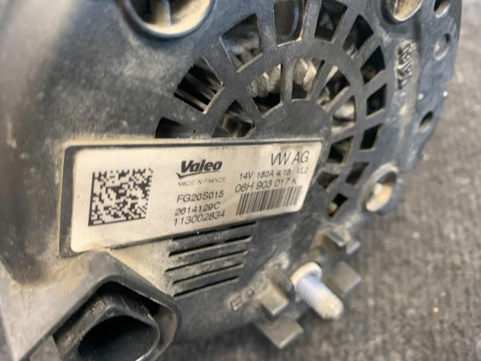 Dynamo van een Audi A4 (B8) 1.8 TFSI 16V