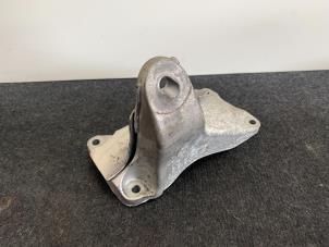 Gebruikte Motorsteun BMW 3 serie (E90) M3 4.0 V8 32V CRT Prijs € 19,94 Inclusief btw aangeboden door Van Kronenburg Engines